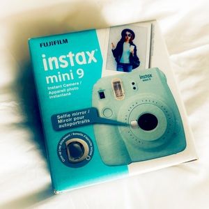 FujiFilm Instax Mini 9 Instant Camera